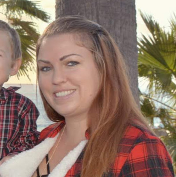 Meet your Posher, Allyson - Picture 1 of 1